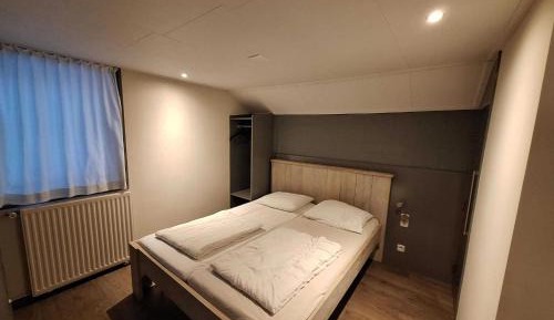 One-Bedroom Holiday Home
