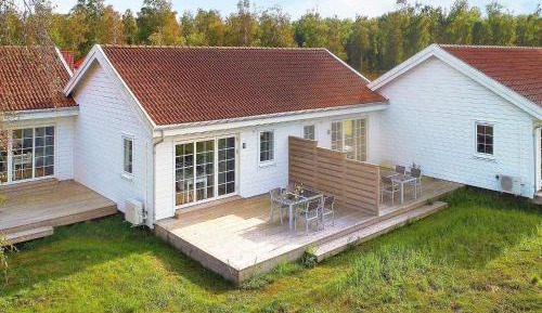Two-Bedroom Holiday Home