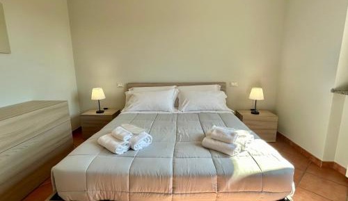 One-Bedroom Standard Apartment