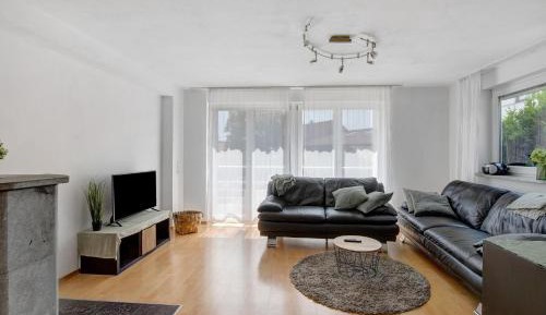 Superior One-Bedroom Apartment