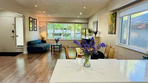 Three-Bedroom Standard Apartment