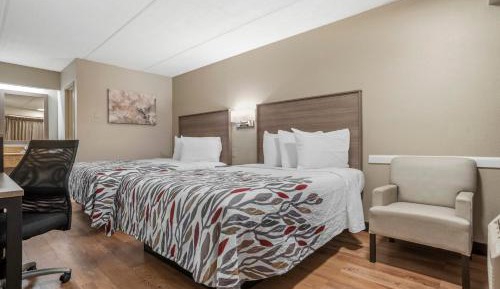Deluxe Room with Two Double Beds Smoke Free