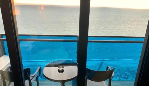 Suite with Sea View