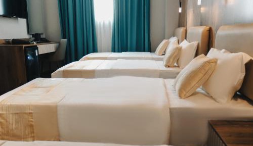 Triple Room with View