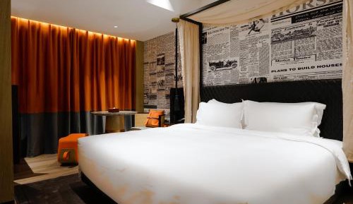 Standard Queen Room