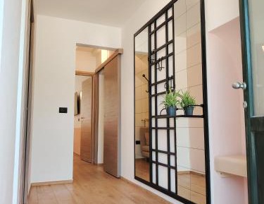 One-Bedroom Deluxe Apartment