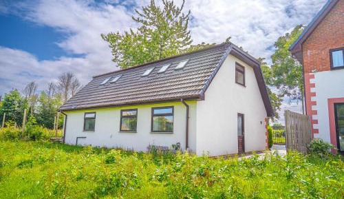 Six-Bedroom House