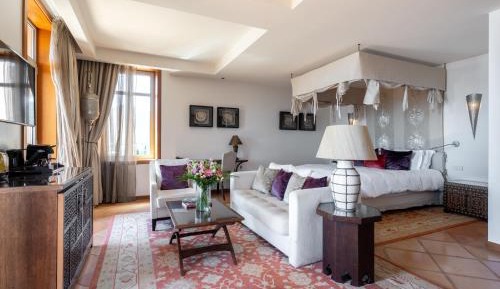 King Suite with Sea View