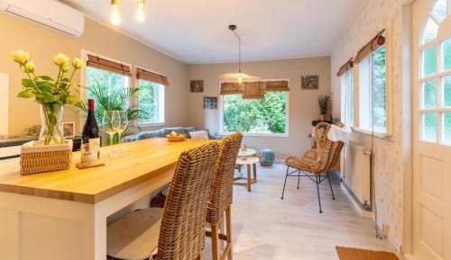 One-Bedroom Holiday Home