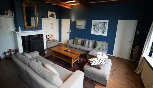 Five-Bedroom Holiday Home