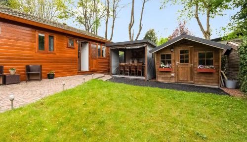 One-Bedroom Holiday Home