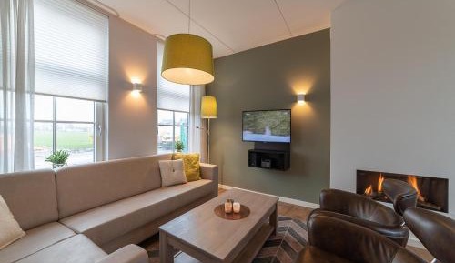 Four-Bedroom Holiday Home