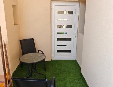 One-Bedroom Standard Apartment
