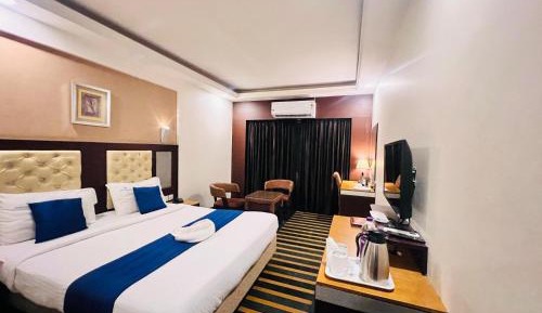 Twin Room with Balcony