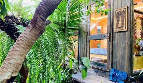 Deluxe Bungalow with Garden View