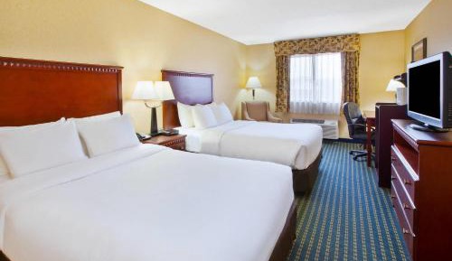 Double Room with Two Double Beds - Non-Smoking