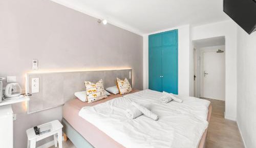 Double or Twin Room with Side Sea View