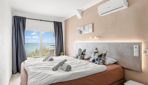 Family Room with Sea View
