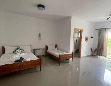 Quadruple Room with Balcony