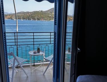 Quadruple Room with Sea View