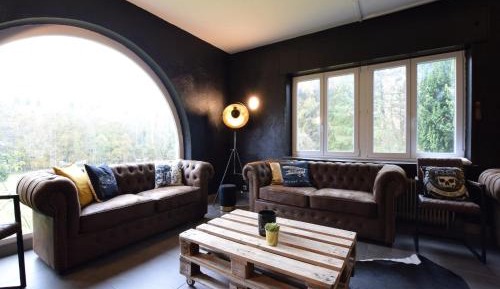 Twelve-Bedroom Holiday Home