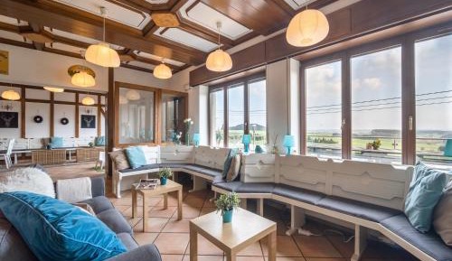 Eight-Bedroom Holiday Home