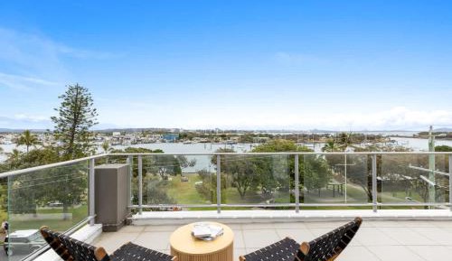 Two-Bedroom Apartment - Oceanfront 