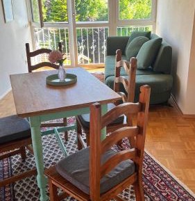 One-Bedroom Apartment with Balcony
