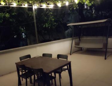 One-Bedroom Apartment with Garden View