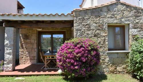 Family Two-Bedroom Apartment with View