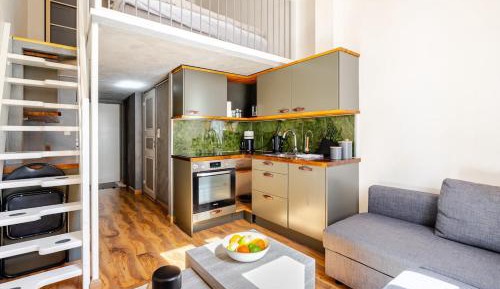 One-Bedroom Apartment