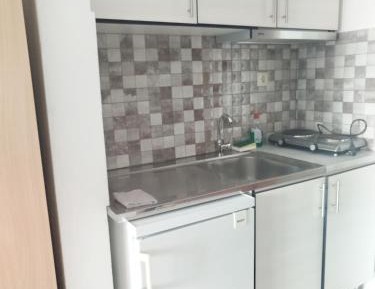 Studio (3 Adults)