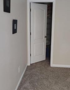 Single Room with Shared Bathroom