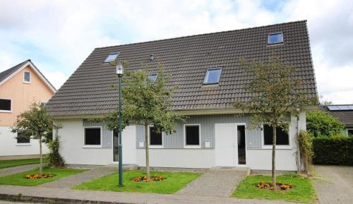 Five-Bedroom Holiday Home