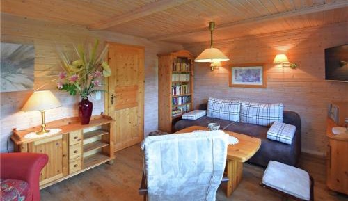 One-Bedroom Holiday Home