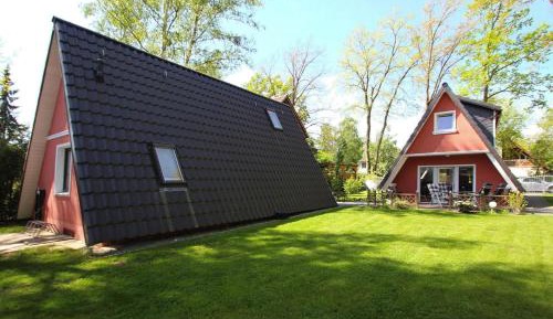One-Bedroom Holiday Home