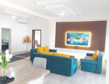 Two-Bedroom Superior Apartment
