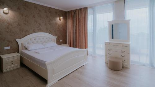 Deluxe Double Room with Bath