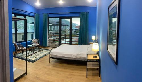 Double Room with Mountain View