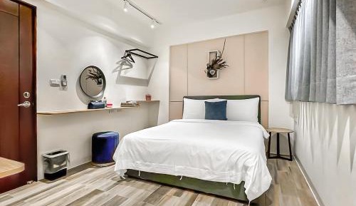 Deluxe Double Room with Bath