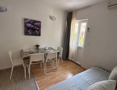 One-Bedroom Apartment with Terrace