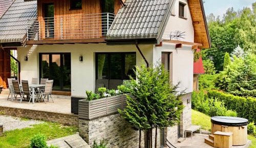 Villa with Garden View