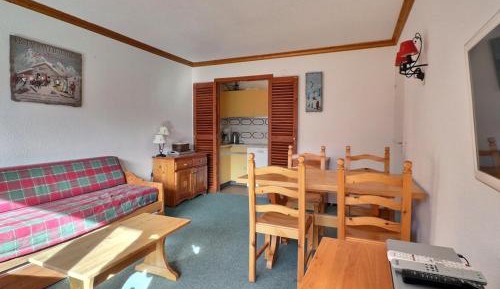 Apartment (5 Adults)