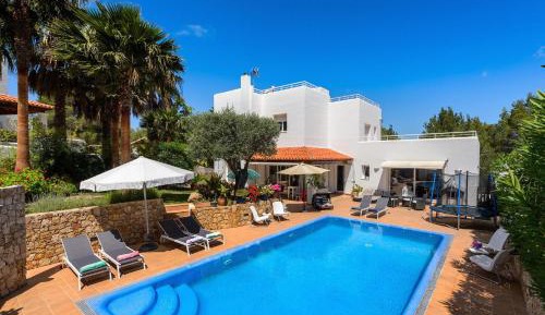 Villa with Private Pool