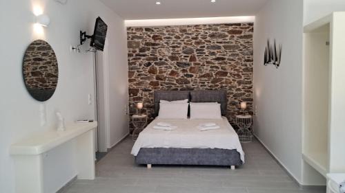 Large Double or Twin Room
