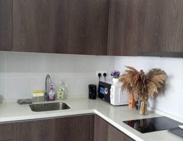 One-Bedroom Apartment - Non-Smoking