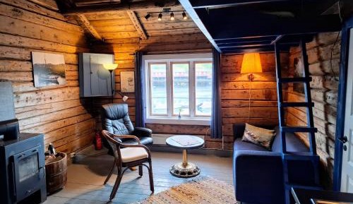 Family Two-Bedroom Apartment with View