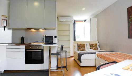 One-Bedroom Apartment