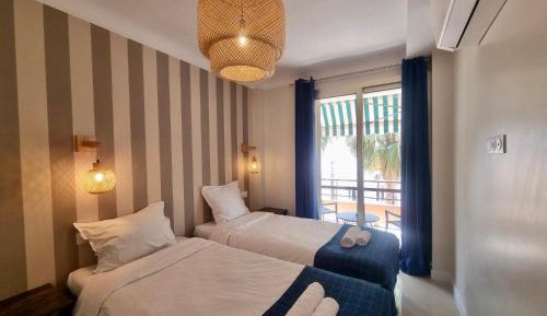 Three-Bedroom Apartment with Balcony