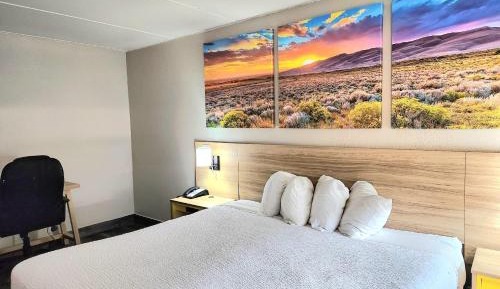 King Room - Non-Smoking
